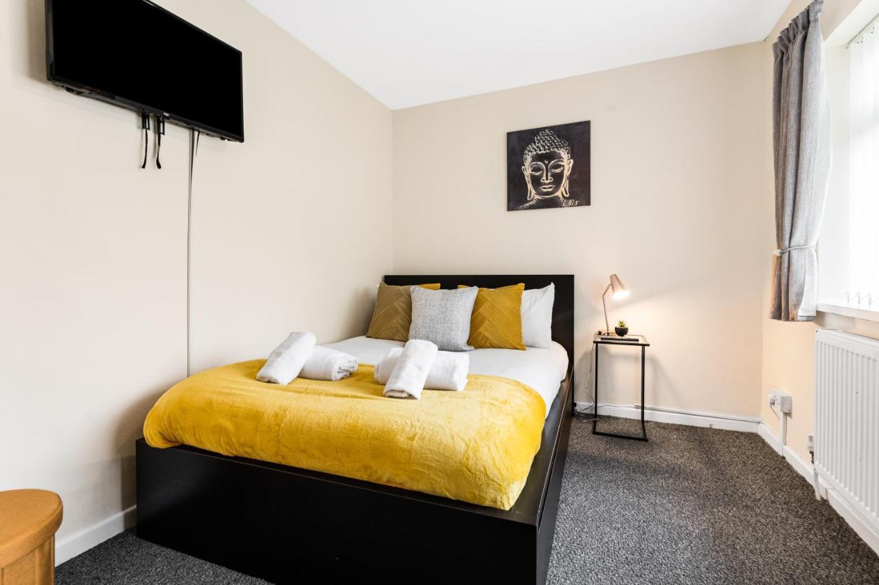 Off Road Parking, Garden, Tv'S In Bedrooms Morriston Ngoại thất bức ảnh